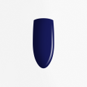 Odcień granatowego koloru na paznokciach z użyciem lakieru hybrydowego MYSTIC BLUE Eclair 7ml