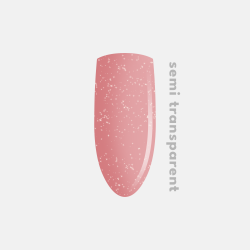Delikatny różowy odcień lakieru PRÊT À PORTER na paznokciach