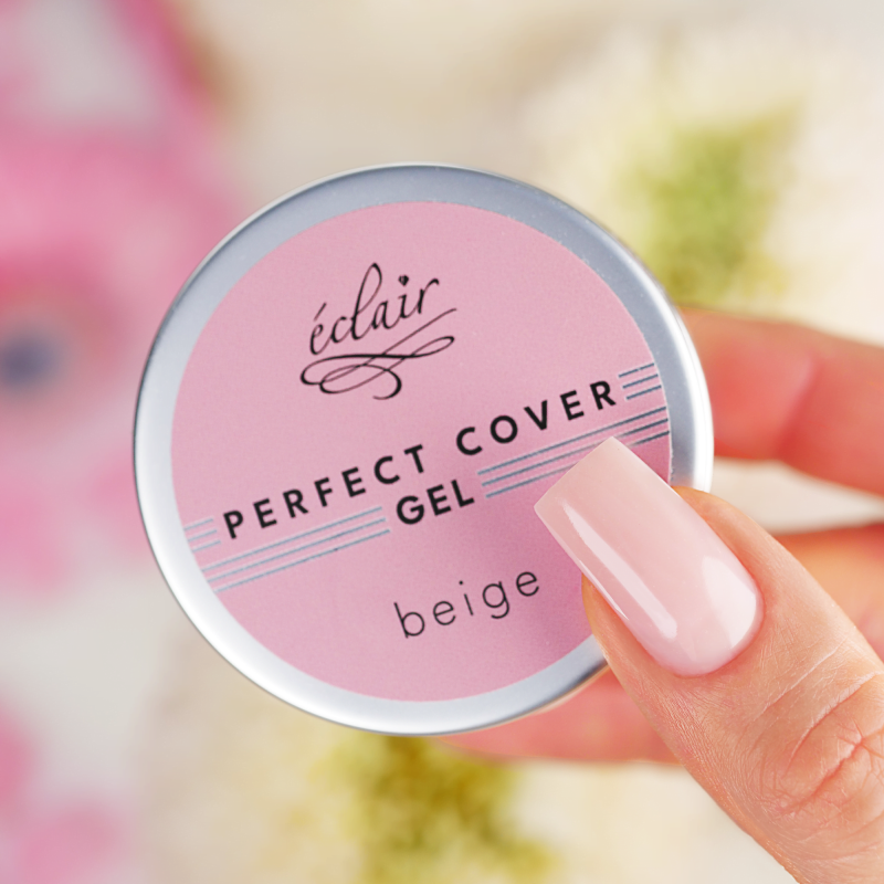 odcień żelu do paznokci Perfect Cover Gel 15g Eclair Nail na paznokciach