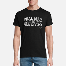 t-shirt REAL MEN MARRY NAIL...