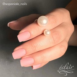 stylizacja paznokci z wykorzystaniem lakieru hybrydowego Celia 7ml Eclair Nail - zdjęcie 1