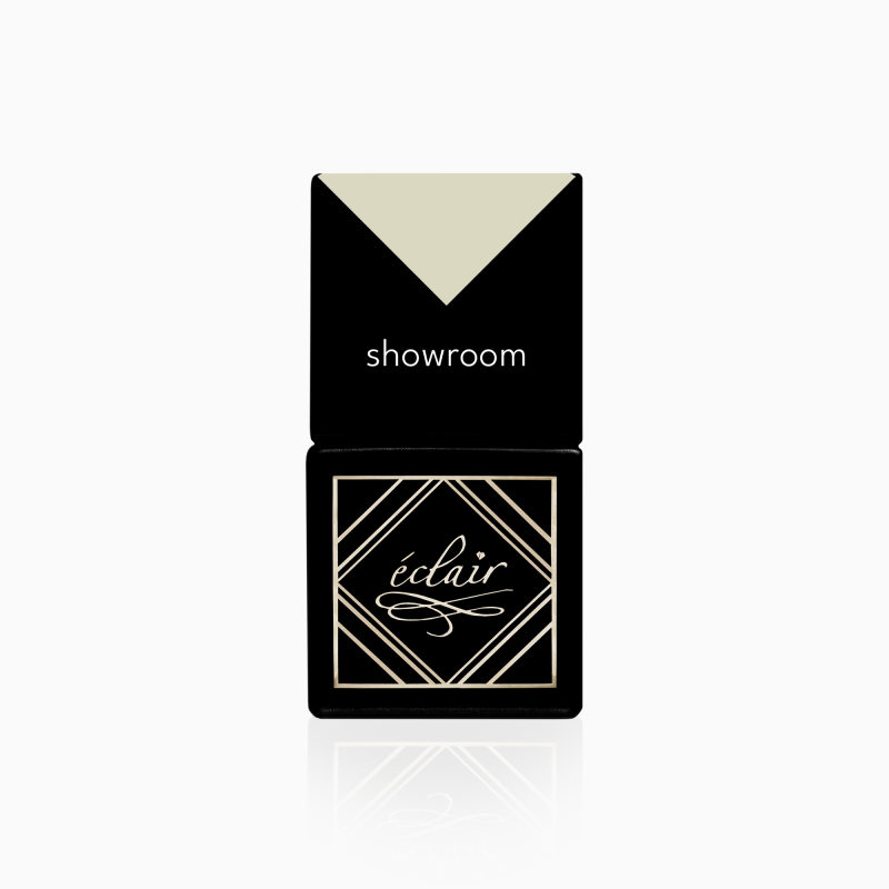butelka lakieru hybrydowego Showroom 7ml Eclair Nail