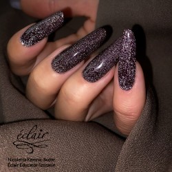 stylizacja paznokci lakierem hybrydowym Eclair Nial Burgundy Flash 7ml - foto 2