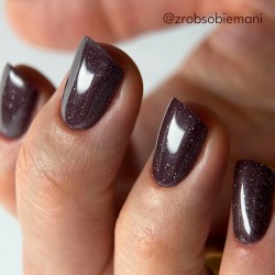stylizacja paznokci lakierem hybrydowym Eclair Nial Burgundy Flash 7ml - foto 1