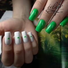 EverGreen 
•
•
•
#eclairnails #paznokcieżelowe #zielonepaznokcie #greennails #bottegagreen